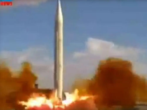 Hình ảnh vụ phóng tên lửa hồi cuối năm 2012 của Syria.